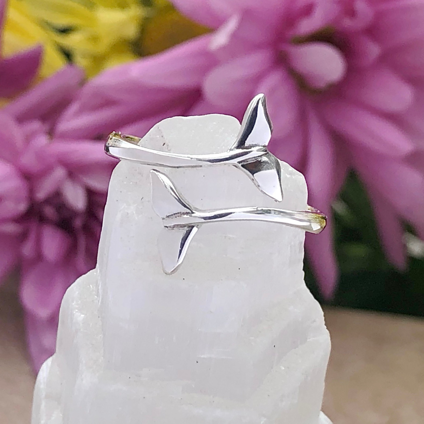 Whale Tails Ring