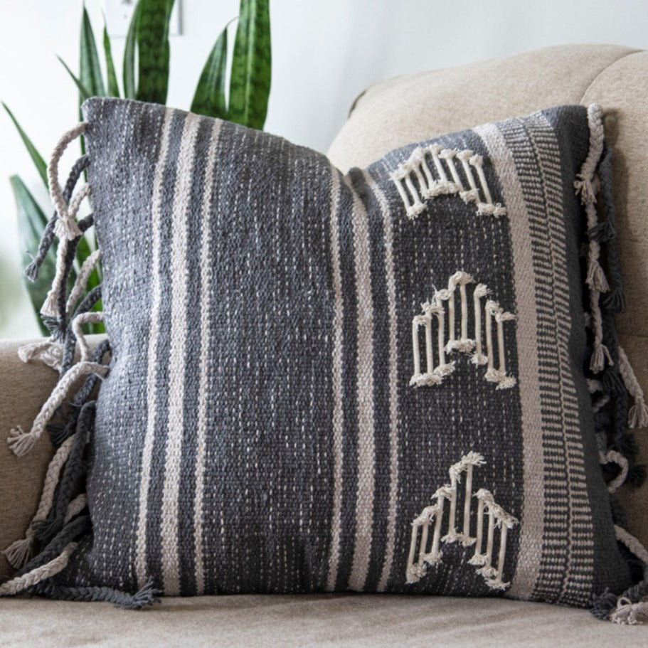 Hand Woven Reagan Pillow 20x20