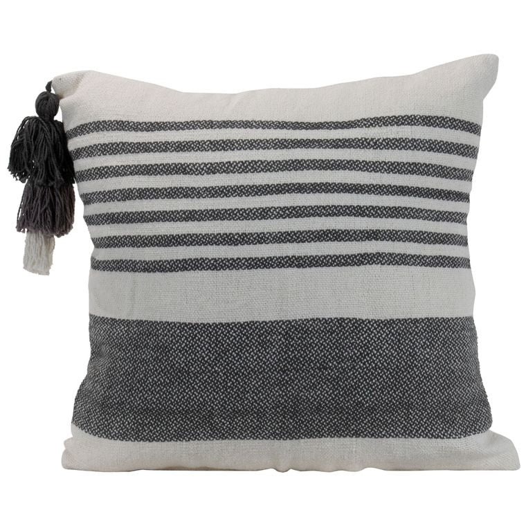 Liz Pillow 18x18