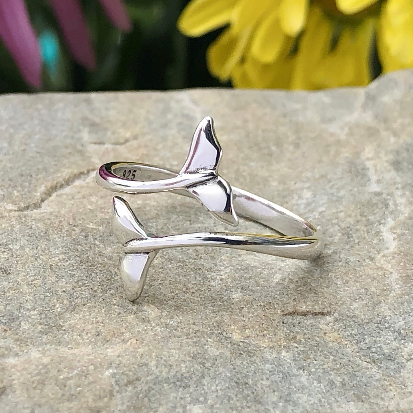 Whale Tails Ring