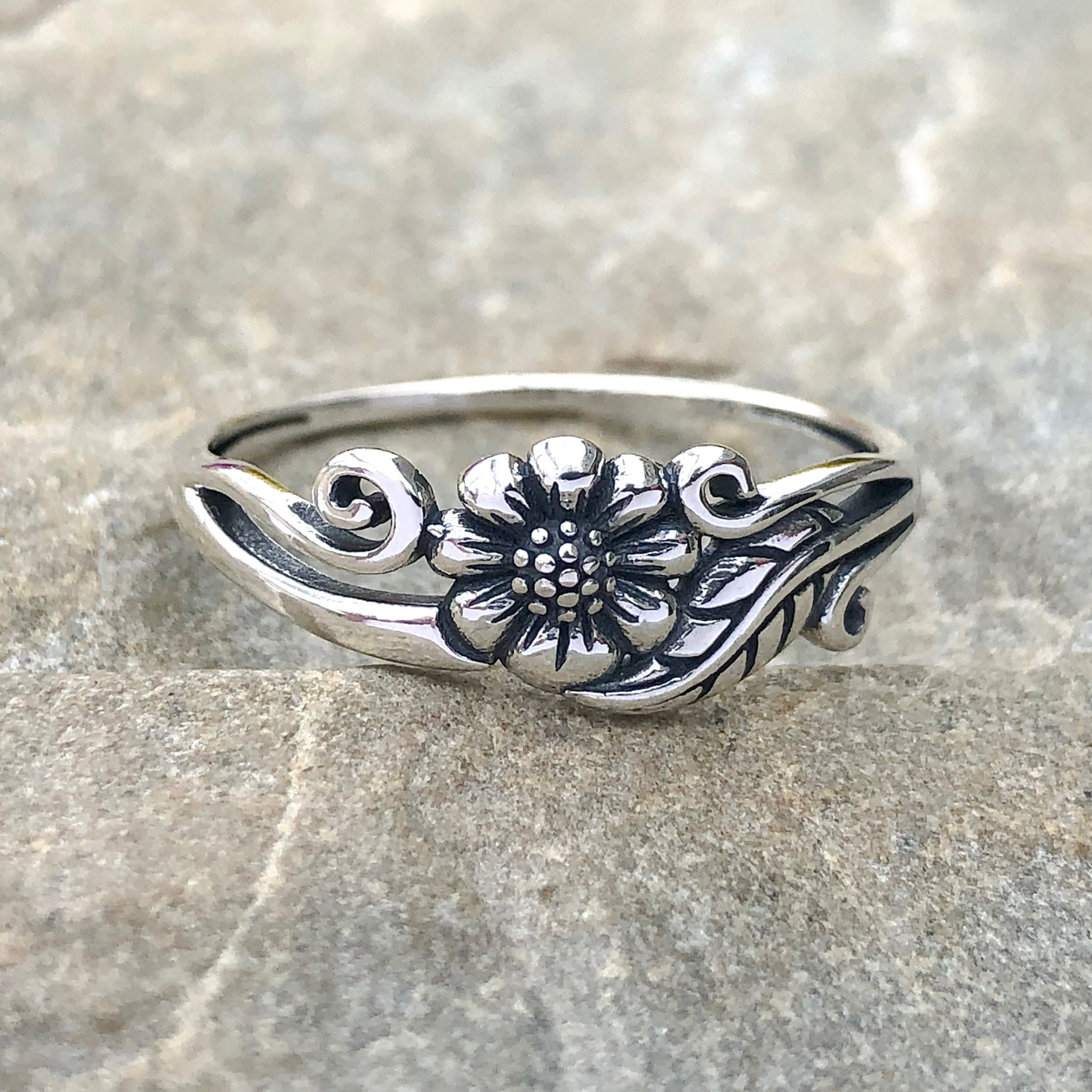 Flower with Vine Ring