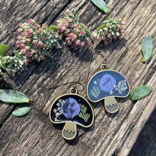 Botanical mushroom earrings with dried flowers
