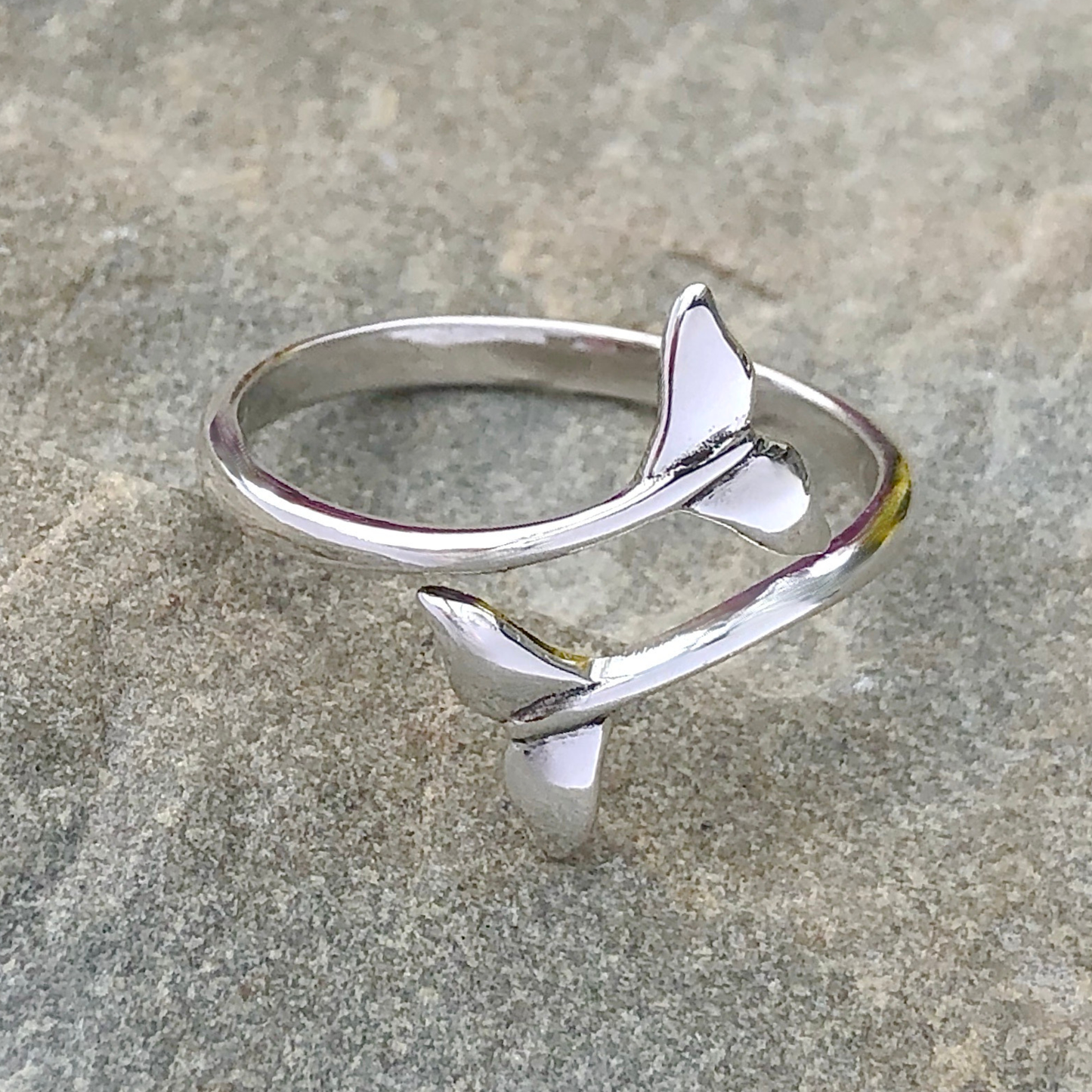 Whale Tails Ring