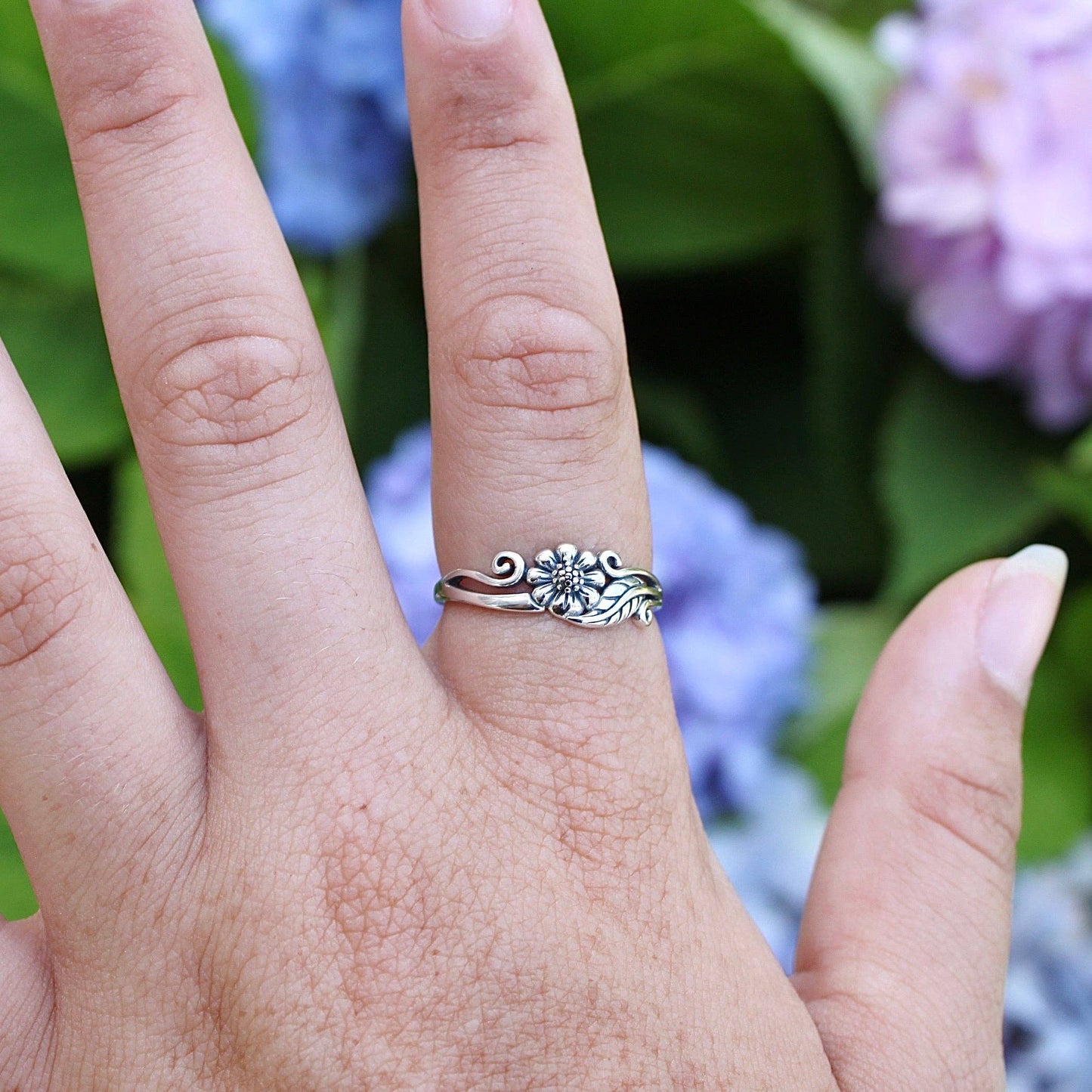 Flower with Vine Ring
