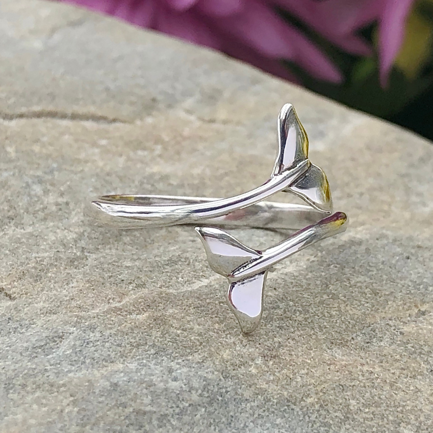 Whale Tails Ring