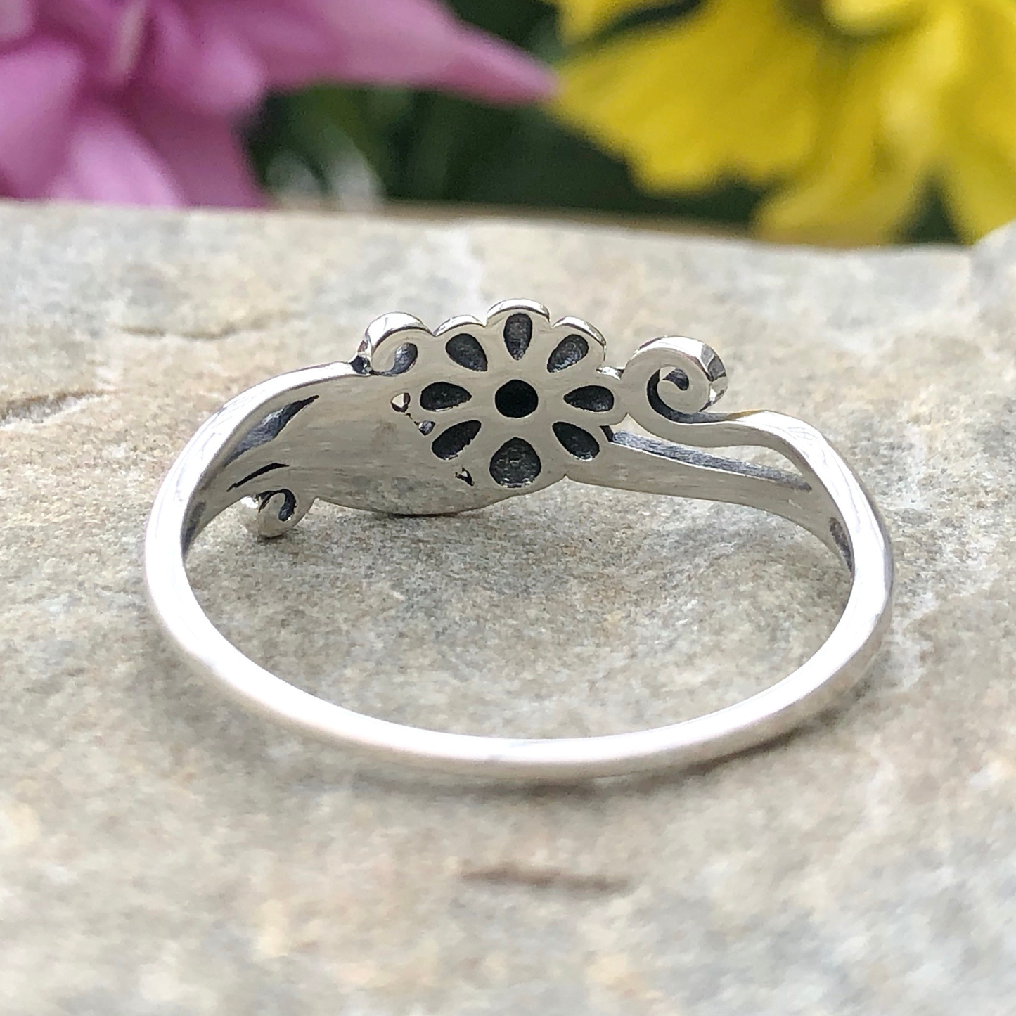Flower with Vine Ring