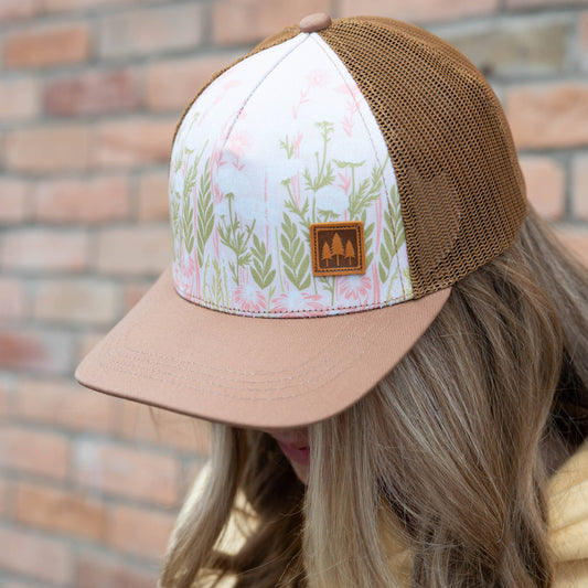 Wild Field Trucker Hat - Tan