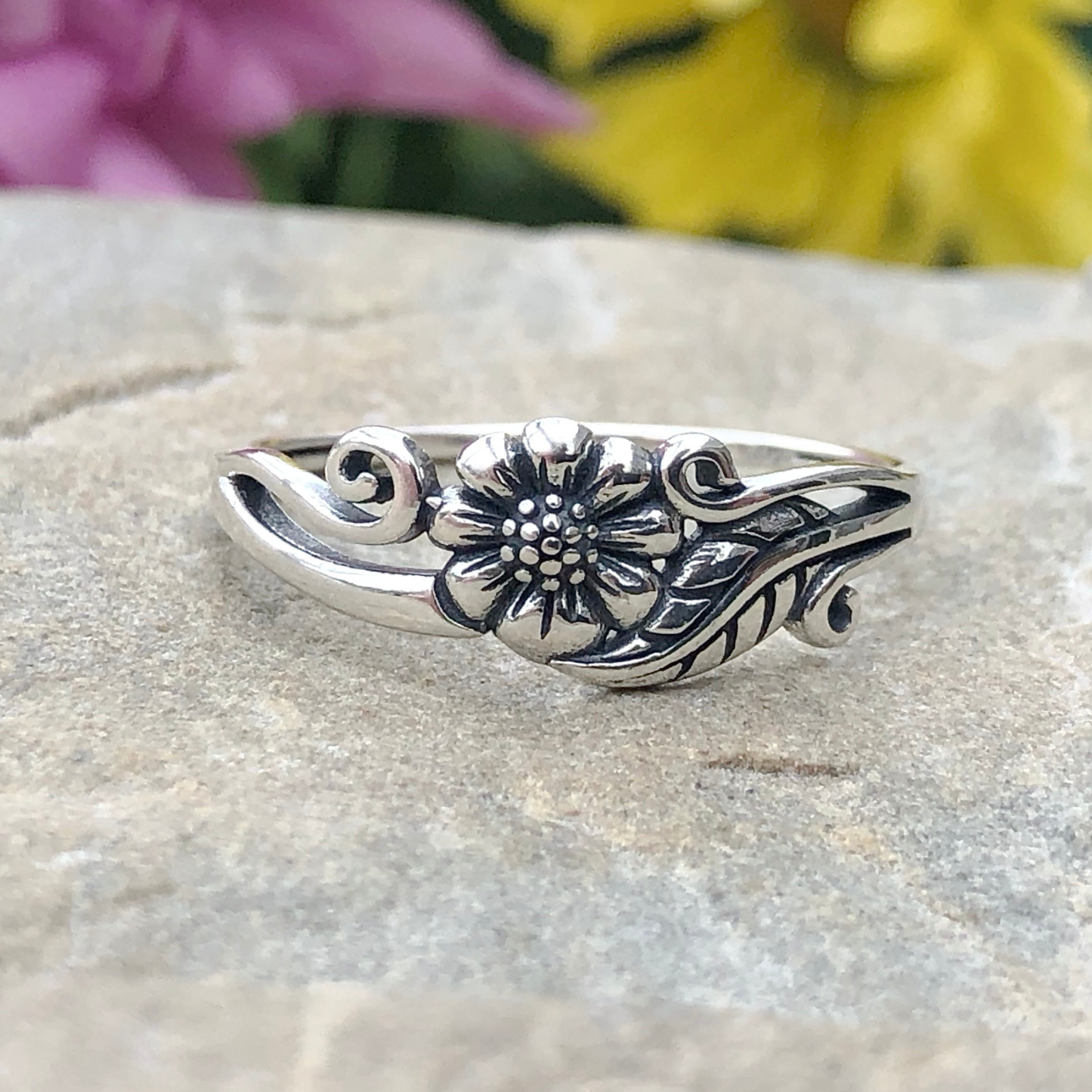 Flower with Vine Ring