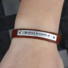 Load image into Gallery viewer, Cinnamon Skinny Leather Bracelet adjustable
