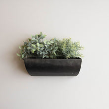 Load image into Gallery viewer, Metal Wall Planter
